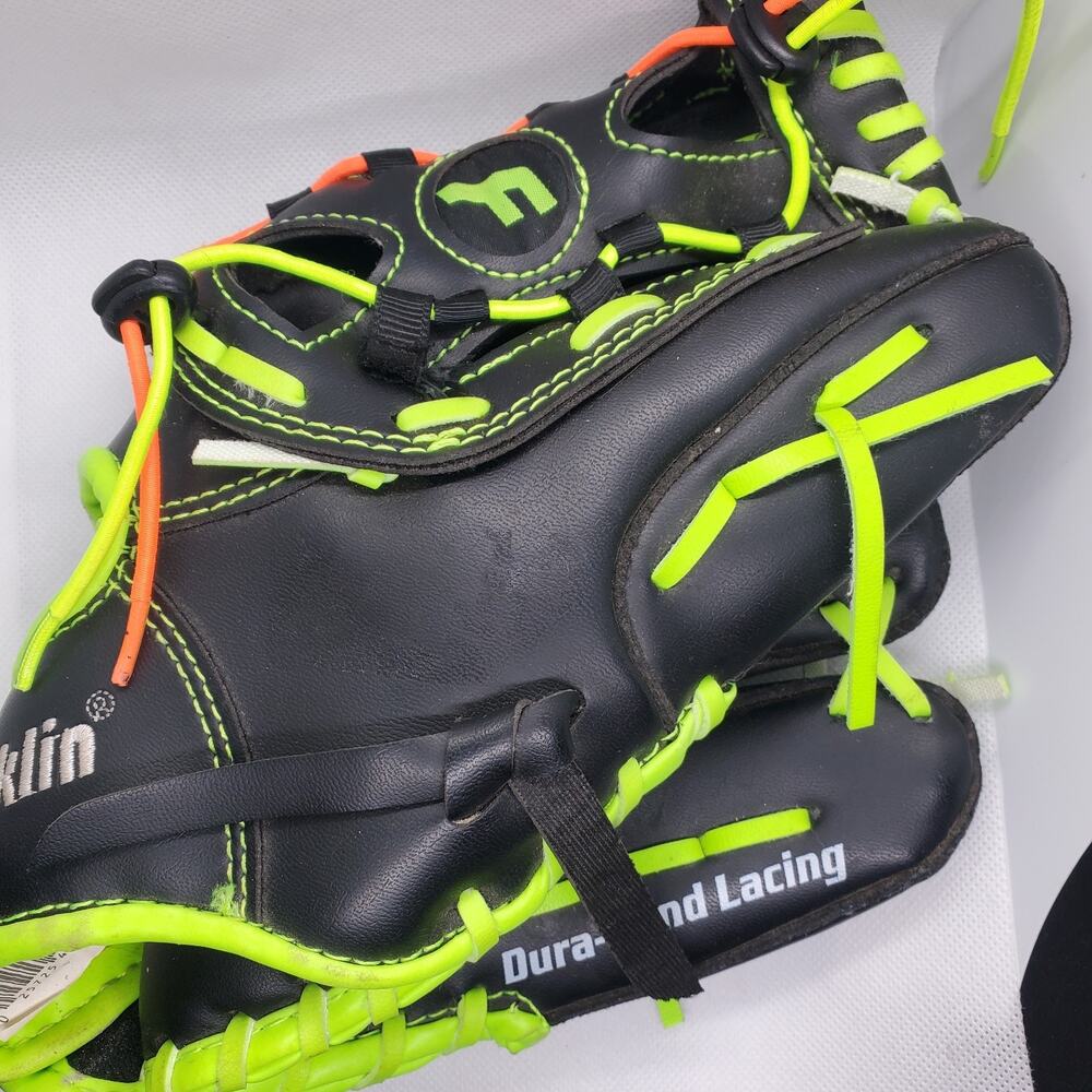 Franklin Youth Baseball Glove 10 Inch Right Hand Throw Black Neon 22411